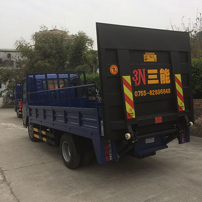 箱式貨車尾板，讓運(yùn)輸更安全高效！