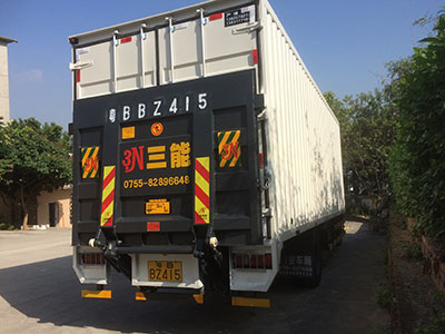 機動車尾板安裝標準，安全與合規(guī)的雙重保障